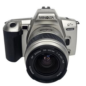 MINOLTA QTsi AF 35-80 Zoom 35mm Film CAMERA AA Battery AS IS Not Working Project